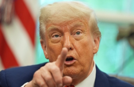 Трамп пообещал Ирану мощный ответ в случае атаки на США